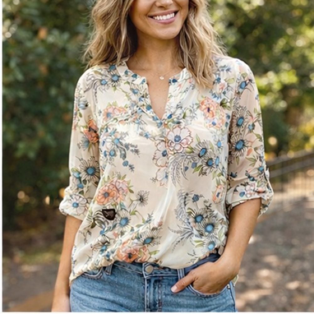 Signature Studio Sheer Floral Blouse Zip Pocket 3/4 Sleeve Medium Hi-Lo Hem